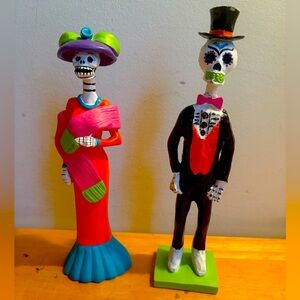 Day Of The Dead Halloween skeleton couple 8.75”